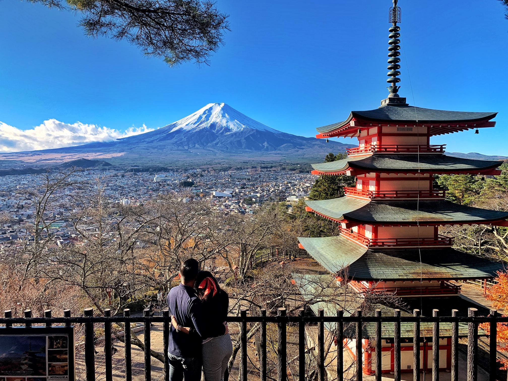 Happily Pink Tokyo to Mount Fuji Alex Moe and Natalie Moe